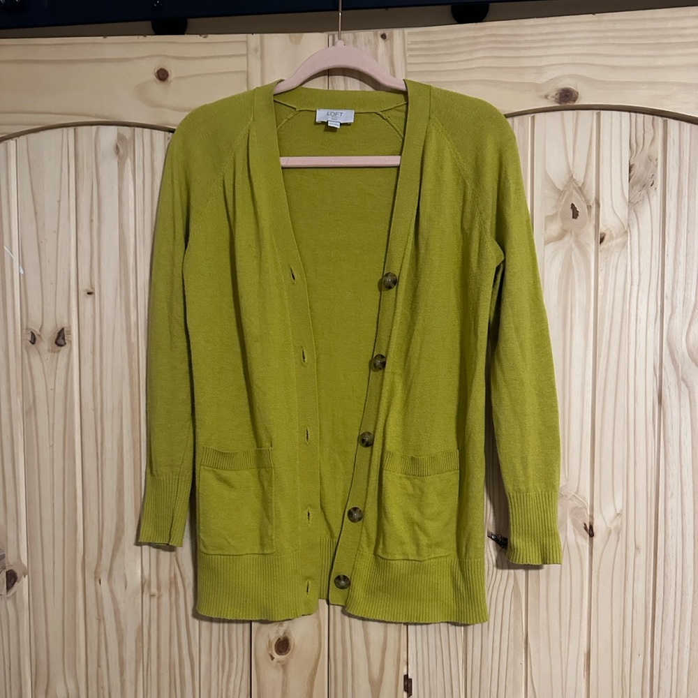 LOFT cardigan green size: xsp